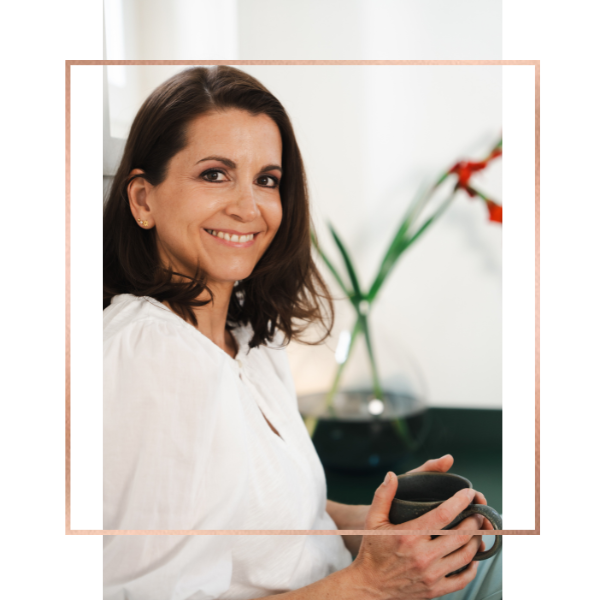 Menopause Support Coach Nadine von Inside Meno hilft dir Hitzewallungen usw. in den Griff zu bekommen